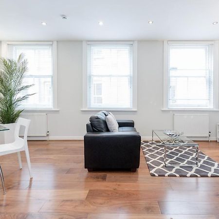Roomspace Serviced Apartments - Sterling House Londra Dış mekan fotoğraf
